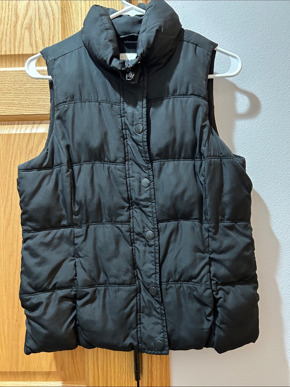 Old Navy Black Quilted Puffer Vest for Men